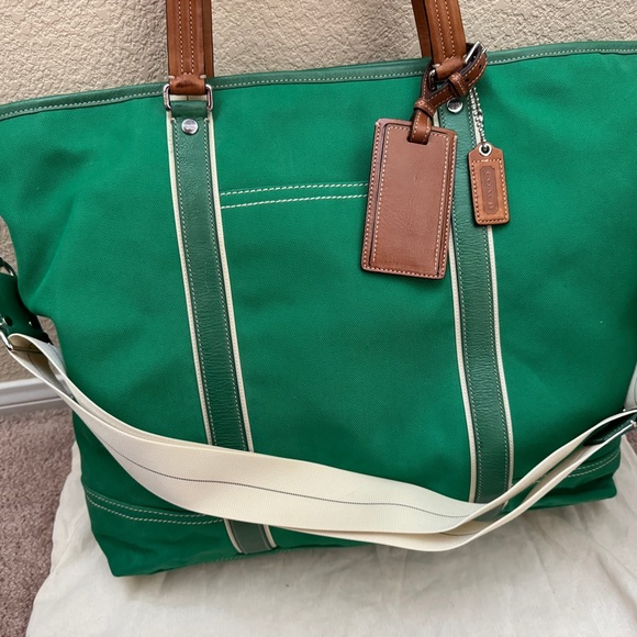 Coach travel tote - Picture 1 of 4